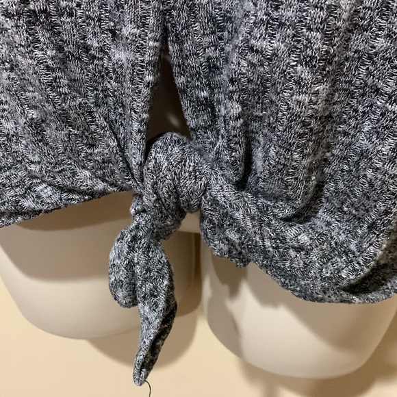 American Threads top - Picture 5 of 10